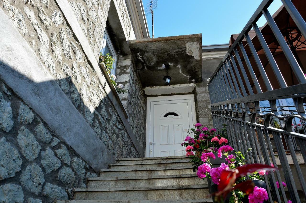 A Pousada Host El Greco Kalabáka Exterior foto